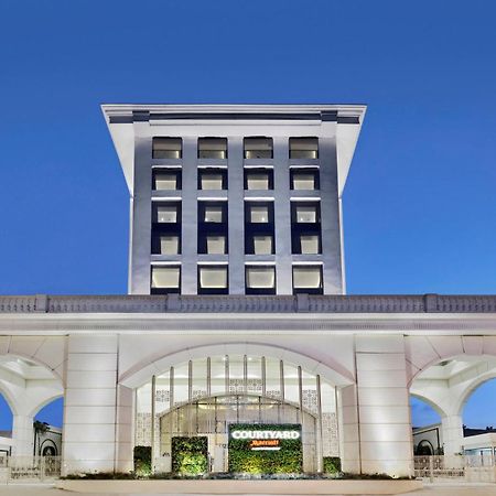 Courtyard By Marriott Bengaluru Hebbal Hotel Eksteriør billede